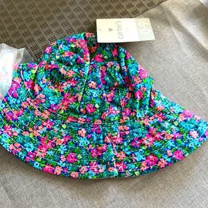 Carter’s infant hat 0-9 months